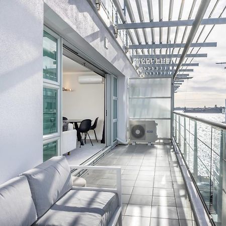 Appartement Beautiful Renovated 2 X Bdrm,Perfect Location à Auckland Extérieur photo