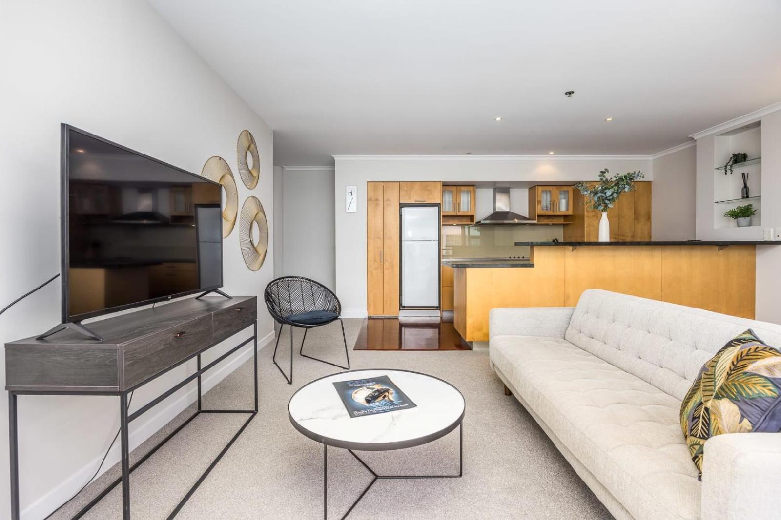 Appartement Beautiful Renovated 2 X Bdrm,Perfect Location à Auckland Extérieur photo